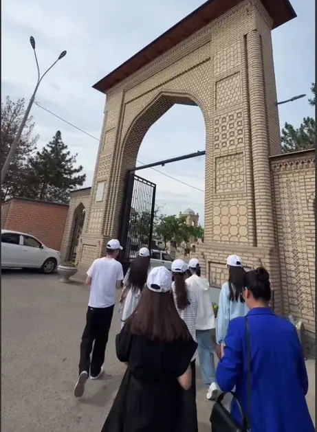 «Yoshlar qanoti» a'zolari bilan eko-hashar