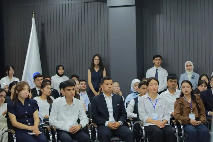 «Rahbar va yoshlar» uchrashuvi